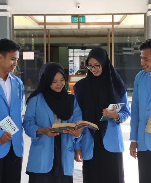 Mahasiswa UIN Sultan Syarif Kasim Riau